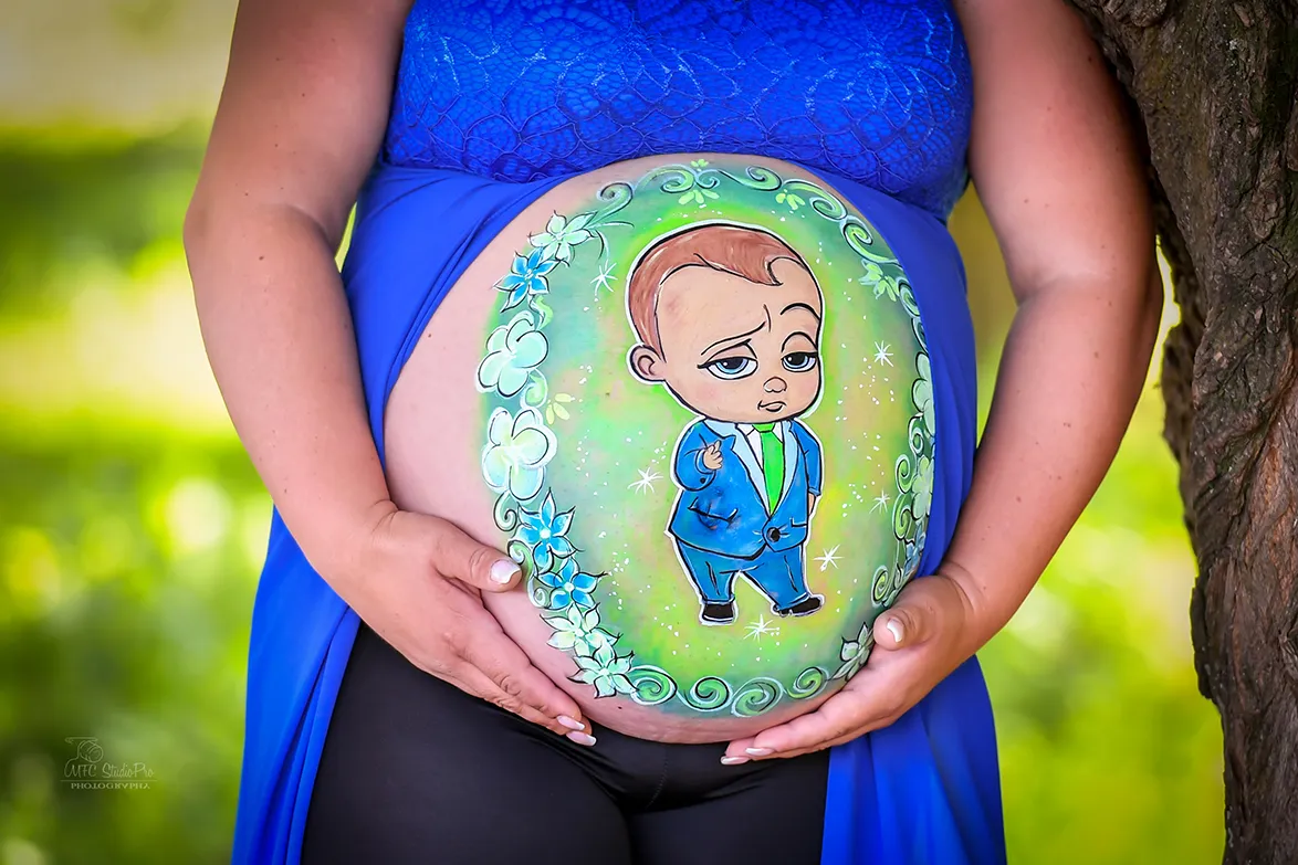 pictura pe burtica gravide bucuresti