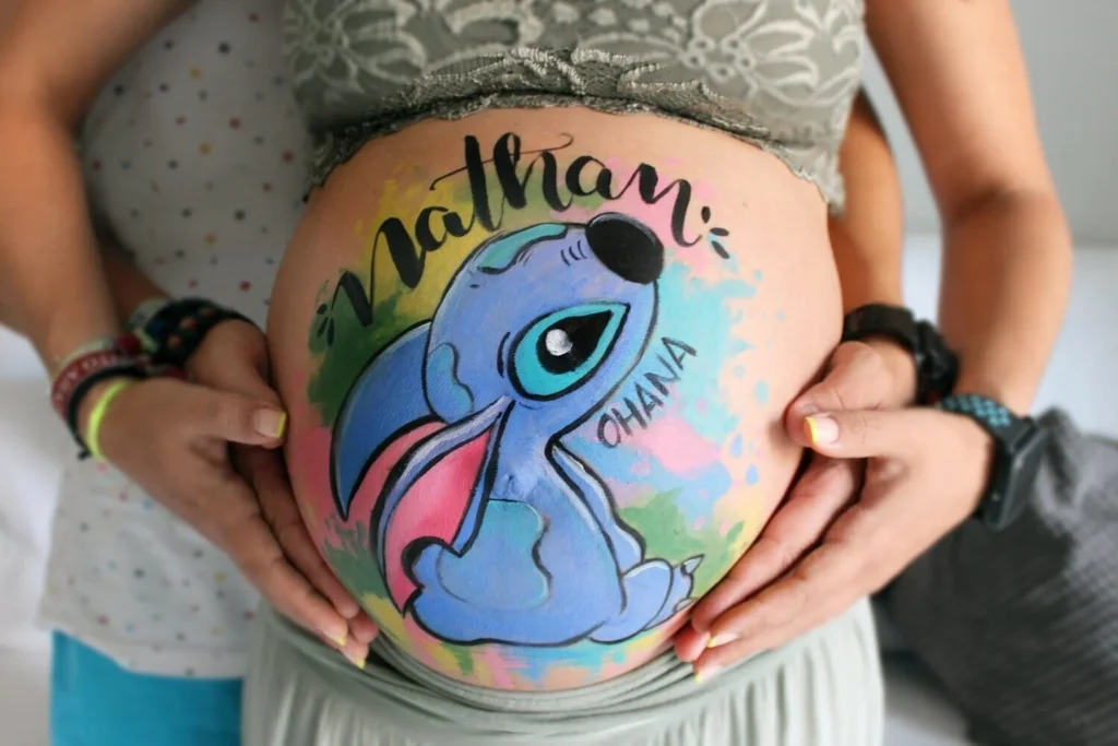 pictura gravide pictura pe burtica